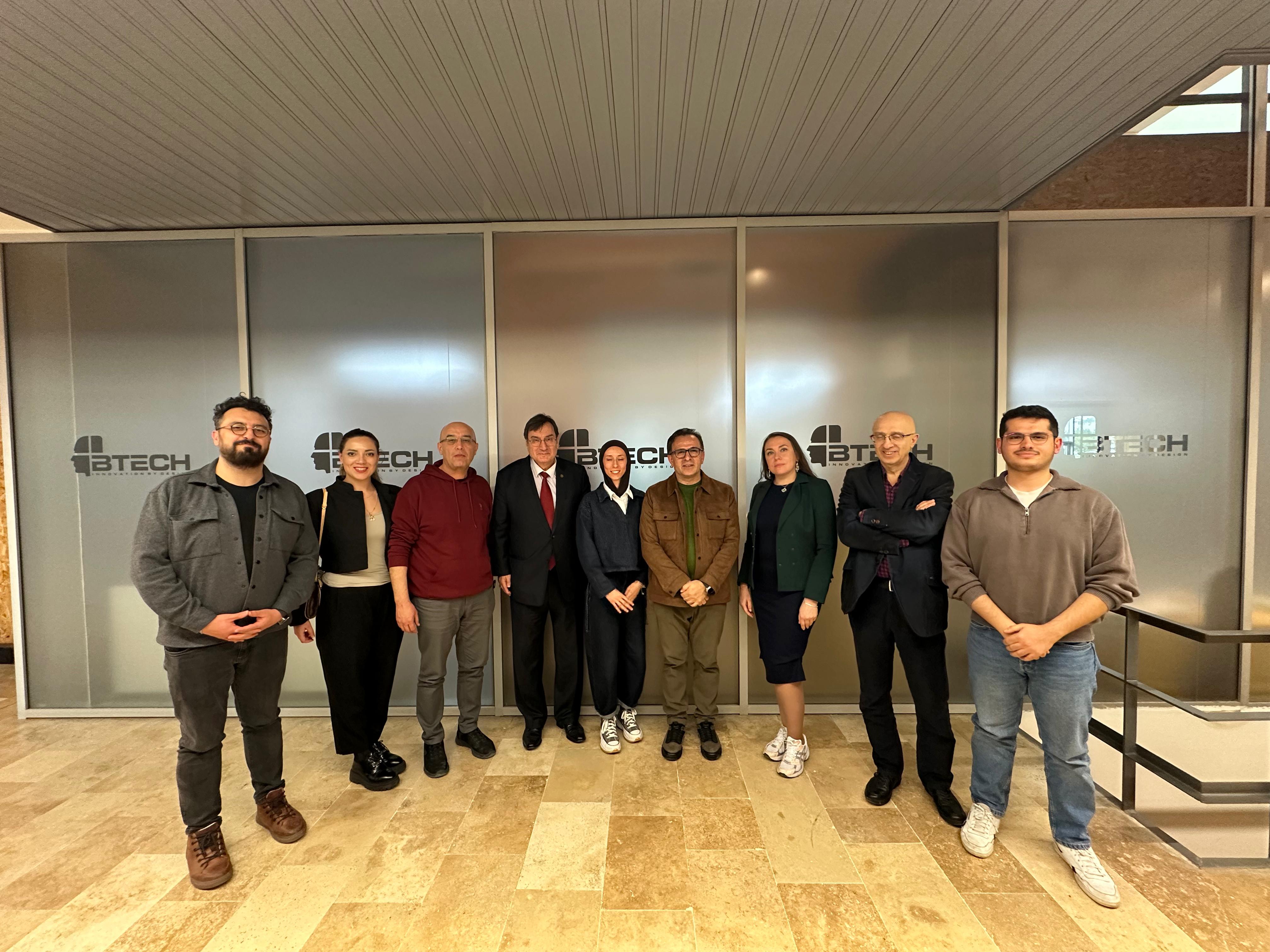 B-Tech'i Ziyaret Ettik 