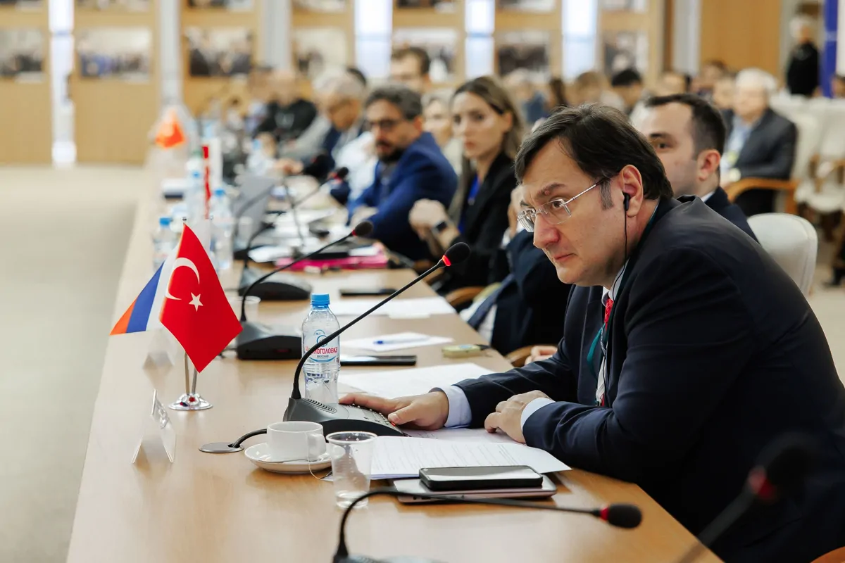 Rusya Federasyonu Heyeti Dubna-Yuvarlak Masa Toplantısı ve İkili İş Görüşmeleri