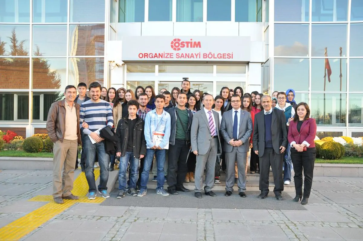 KIRIKKALE ÜNİVERSİTESİ BİYOMÜHENDİSLİK BÖLÜMÜ ÖĞRENCİLERİ İÇİN OSTİM VE MEDİKAL SANAYİ KÜMELENMESİ TANITIM TOPLANTISI VE FİRMA ZİYARETİ