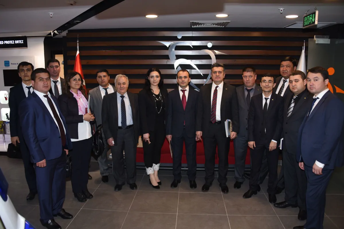Özbekistan Mikrokredit Bank Heyeti OSTİM'i ve Ortak Showroom'umuzu ziyaret etti!..