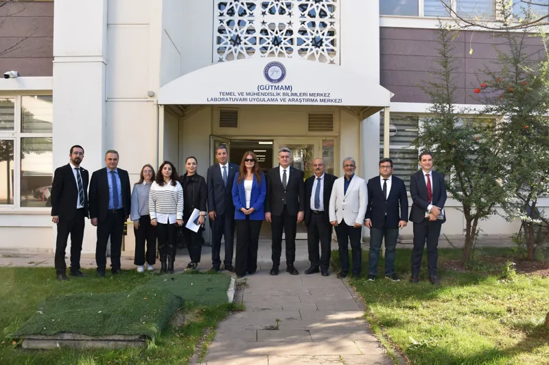 Gazi Üniversitesi Temel ve Mühendislik Bilimleri Merkez Laboratuvarı Uygulama ve Araştırma Merkezi'ne (GÜTMAM) Ziyaret